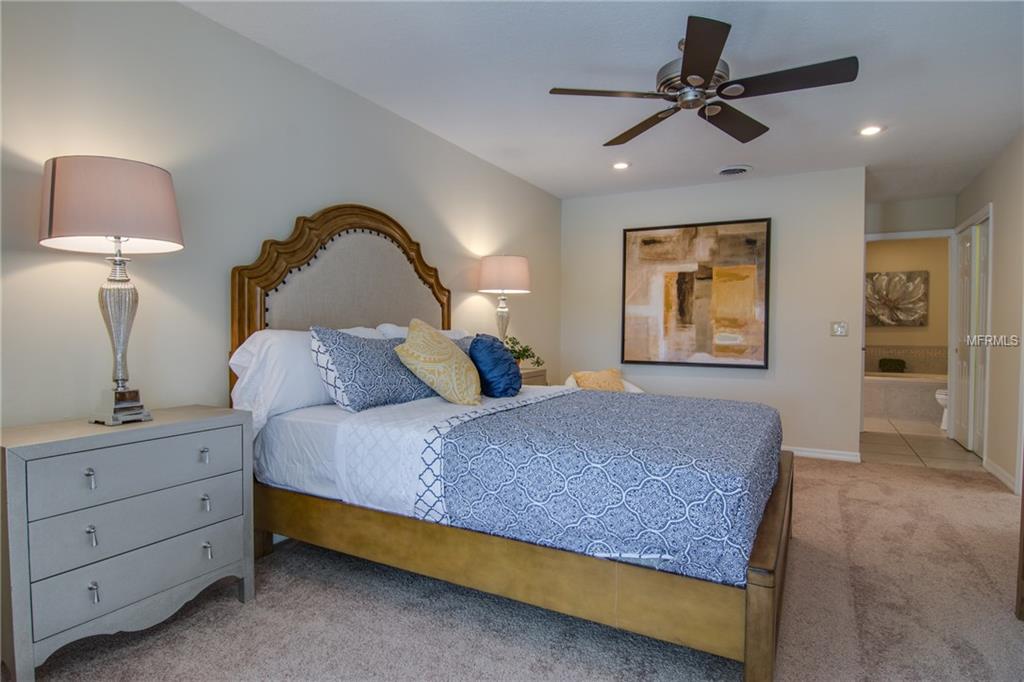 28 WINDSOR ISLE DRIVE, LONGWOOD, Florida 32779, 4 Bedrooms Bedrooms, 3 Rooms Rooms,3 BathroomsBathrooms,Residential,For sale,WINDSOR ISLE,O5507523