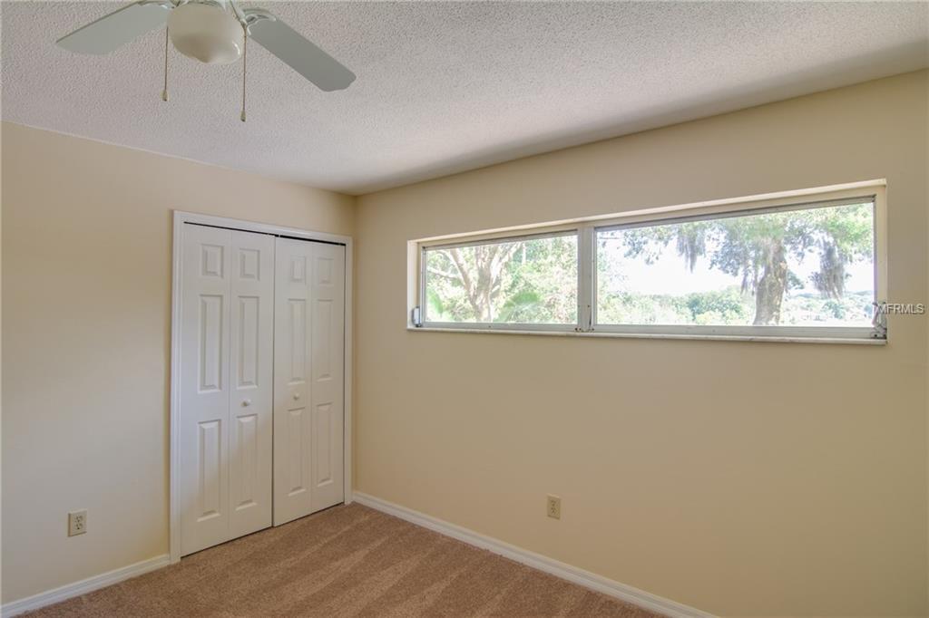 28 WINDSOR ISLE DRIVE, LONGWOOD, Florida 32779, 4 Bedrooms Bedrooms, 3 Rooms Rooms,3 BathroomsBathrooms,Residential,For sale,WINDSOR ISLE,O5507523