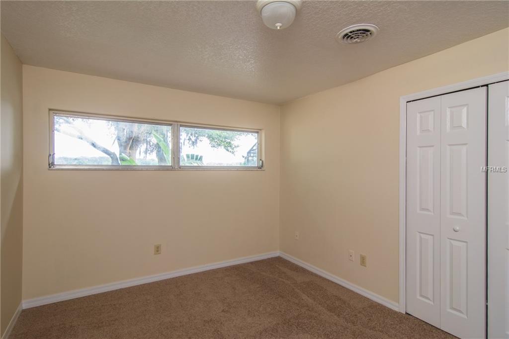 28 WINDSOR ISLE DRIVE, LONGWOOD, Florida 32779, 4 Bedrooms Bedrooms, 3 Rooms Rooms,3 BathroomsBathrooms,Residential,For sale,WINDSOR ISLE,O5507523