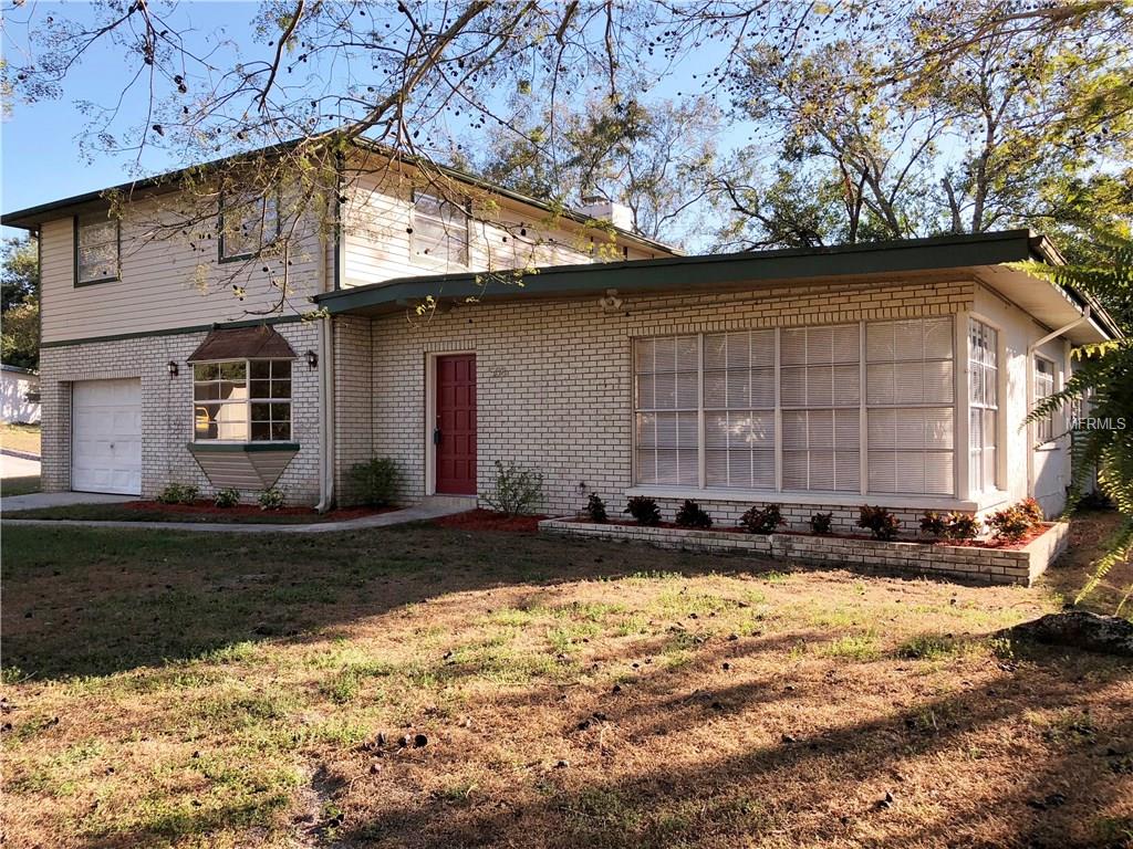 508 CAROLYNE STREET, TEMPLE TERRACE, Florida 33617, 5 Bedrooms Bedrooms, 10 Rooms Rooms,2 BathroomsBathrooms,Residential,For sale,CAROLYNE,T2903321