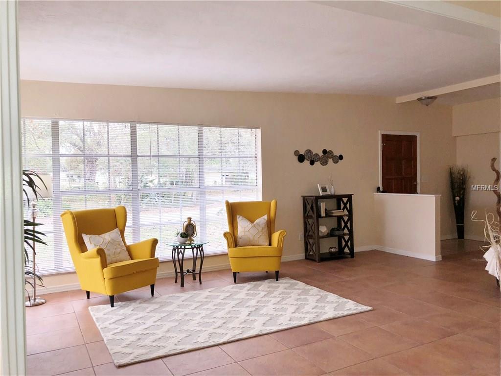 508 CAROLYNE STREET, TEMPLE TERRACE, Florida 33617, 5 Bedrooms Bedrooms, 10 Rooms Rooms,2 BathroomsBathrooms,Residential,For sale,CAROLYNE,T2903321