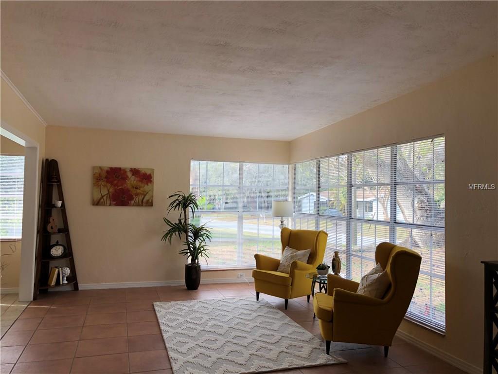 508 CAROLYNE STREET, TEMPLE TERRACE, Florida 33617, 5 Bedrooms Bedrooms, 10 Rooms Rooms,2 BathroomsBathrooms,Residential,For sale,CAROLYNE,T2903321