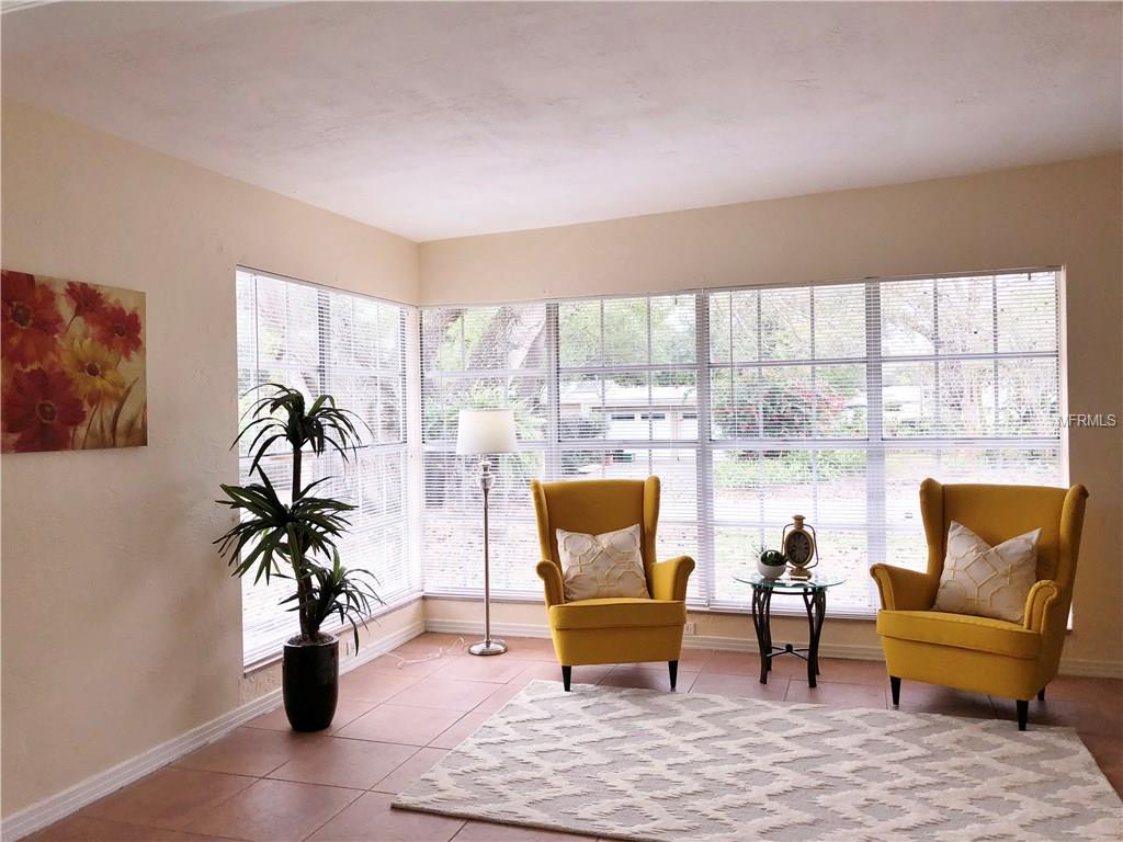 508 CAROLYNE STREET, TEMPLE TERRACE, Florida 33617, 5 Bedrooms Bedrooms, 10 Rooms Rooms,2 BathroomsBathrooms,Residential,For sale,CAROLYNE,T2903321