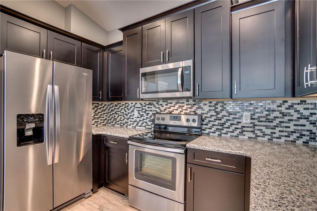 78 N OAK AVENUE, UMATILLA, Florida 32784, 4 Bedrooms Bedrooms, 3 Rooms Rooms,2 BathroomsBathrooms,Residential,For sale,OAK,O5544423