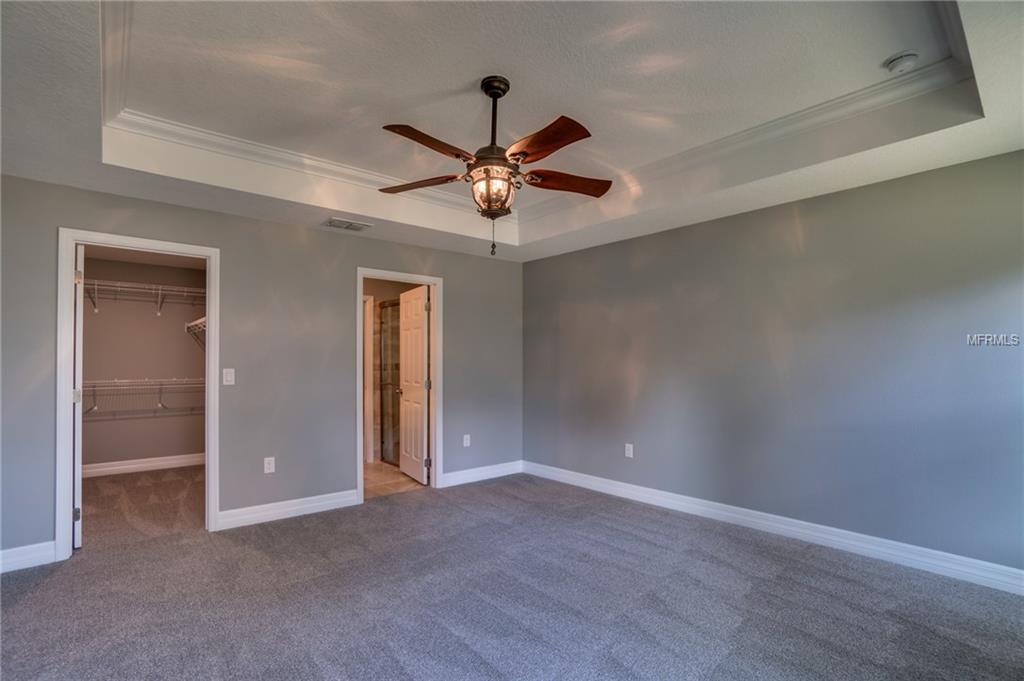 78 N OAK AVENUE, UMATILLA, Florida 32784, 4 Bedrooms Bedrooms, 3 Rooms Rooms,2 BathroomsBathrooms,Residential,For sale,OAK,O5544423