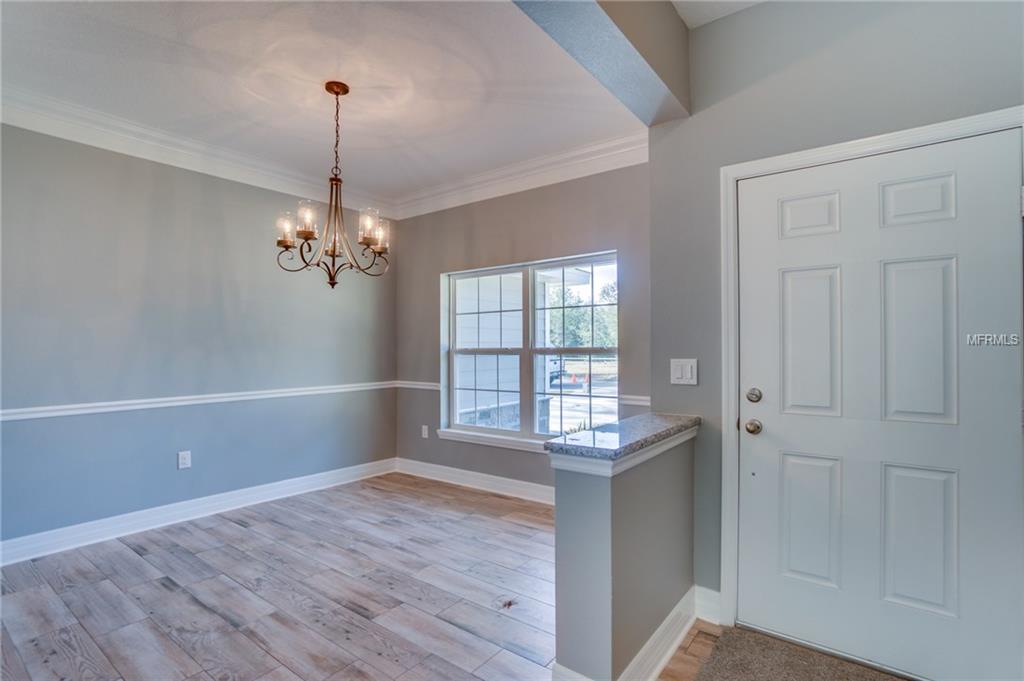 78 N OAK AVENUE, UMATILLA, Florida 32784, 4 Bedrooms Bedrooms, 3 Rooms Rooms,2 BathroomsBathrooms,Residential,For sale,OAK,O5544423