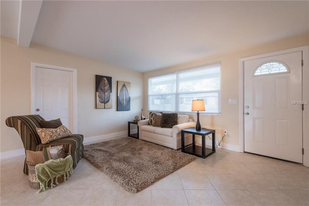 2136 DUNCAN DRIVE, BELLEAIR BLUFFS, Florida 33770, 4 Bedrooms Bedrooms, 3 Rooms Rooms,3 BathroomsBathrooms,Residential,For sale,DUNCAN,U7840088