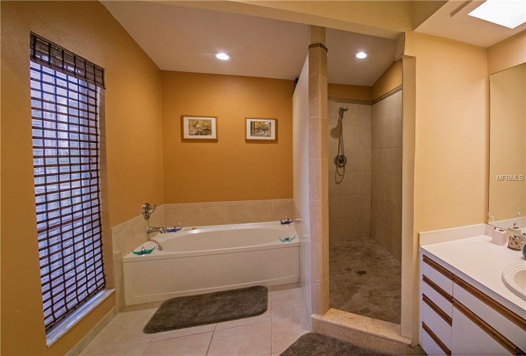 440 SANDY HOOK ROAD, TREASURE ISLAND, Florida 33706, 3 Bedrooms Bedrooms, 6 Rooms Rooms,2 BathroomsBathrooms,Residential,For sale,SANDY HOOK,U7843105