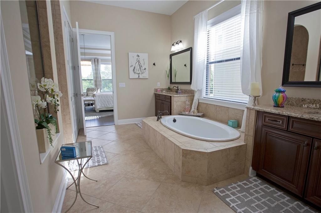 15227 SUNSET OVERLOOK CIRCLE, WINTER GARDEN, Florida 34787, 5 Bedrooms Bedrooms, 9 Rooms Rooms,4 BathroomsBathrooms,Residential,For sale,SUNSET OVERLOOK,S4855726