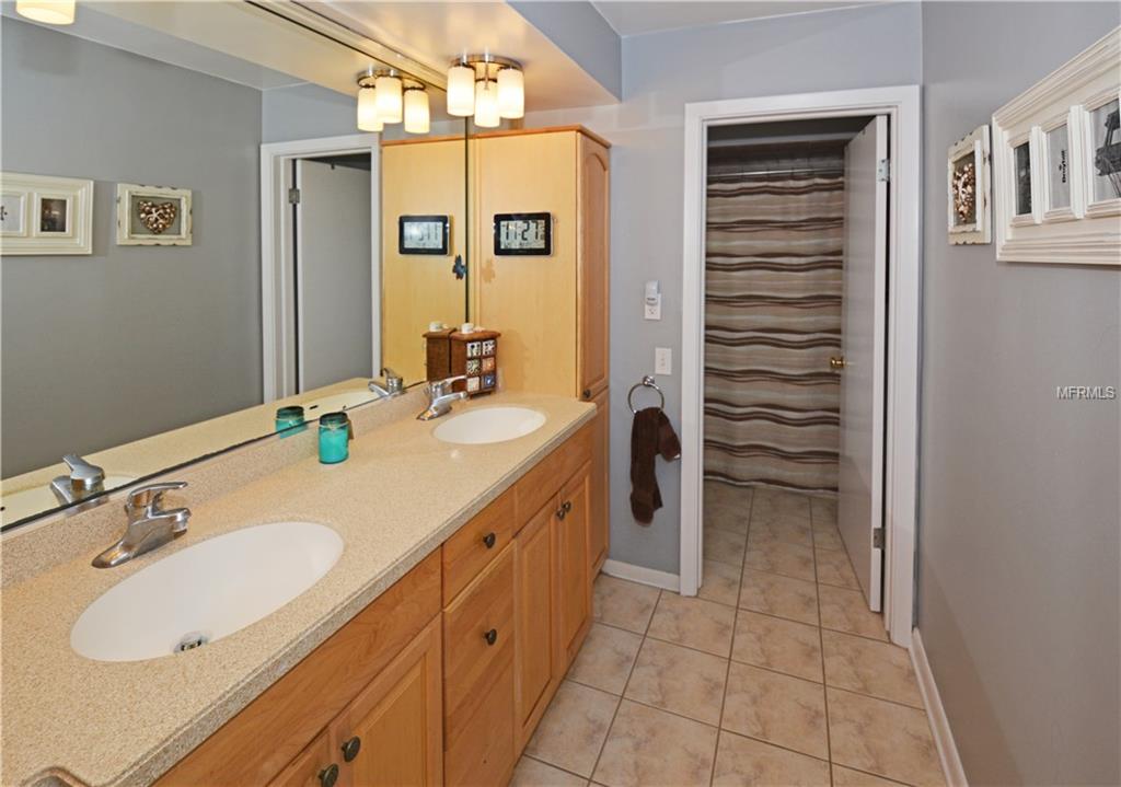 1735 KARLETON PLACE S, ST PETERSBURG, Florida 33712, 4 Bedrooms Bedrooms, 3 Rooms Rooms,2 BathroomsBathrooms,Residential,For sale,KARLETON,U7845096