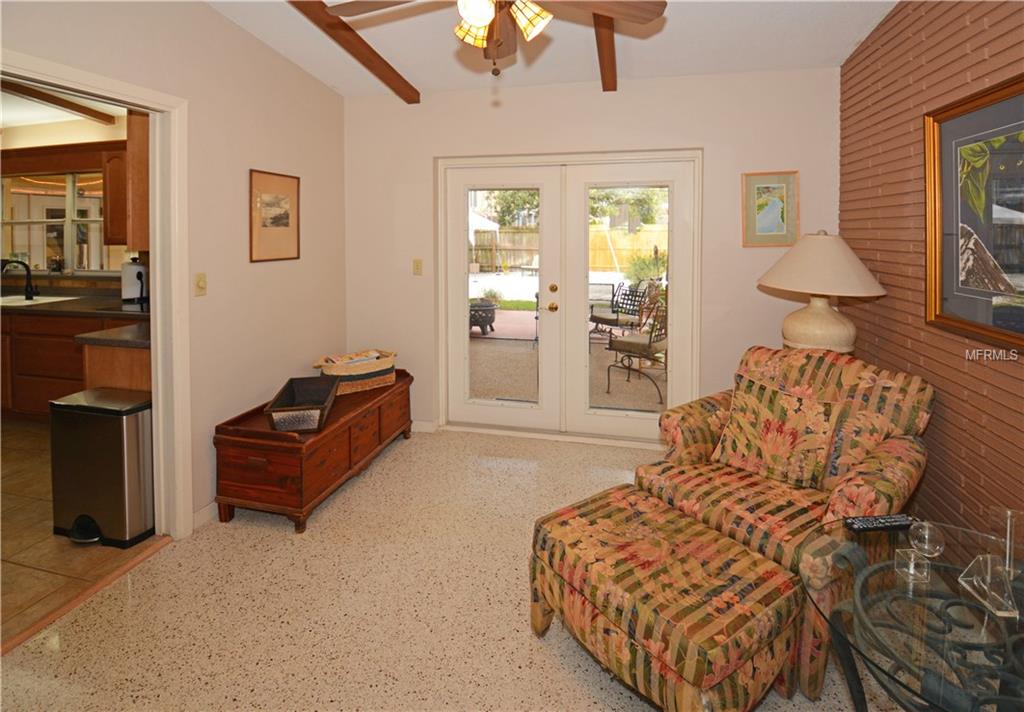 1735 KARLETON PLACE S, ST PETERSBURG, Florida 33712, 4 Bedrooms Bedrooms, 3 Rooms Rooms,2 BathroomsBathrooms,Residential,For sale,KARLETON,U7845096