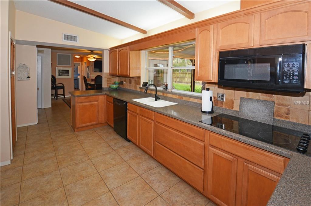 1735 KARLETON PLACE S, ST PETERSBURG, Florida 33712, 4 Bedrooms Bedrooms, 3 Rooms Rooms,2 BathroomsBathrooms,Residential,For sale,KARLETON,U7845096