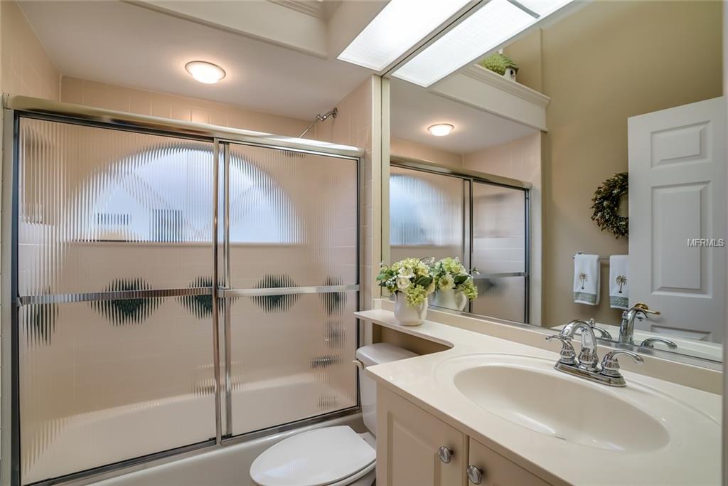 6560 THE MASTERS AVENUE, LAKEWOOD RANCH, Florida 34202, 3 Bedrooms Bedrooms, 6 Rooms Rooms,3 BathroomsBathrooms,Residential,For sale,THE MASTERS,A4209591