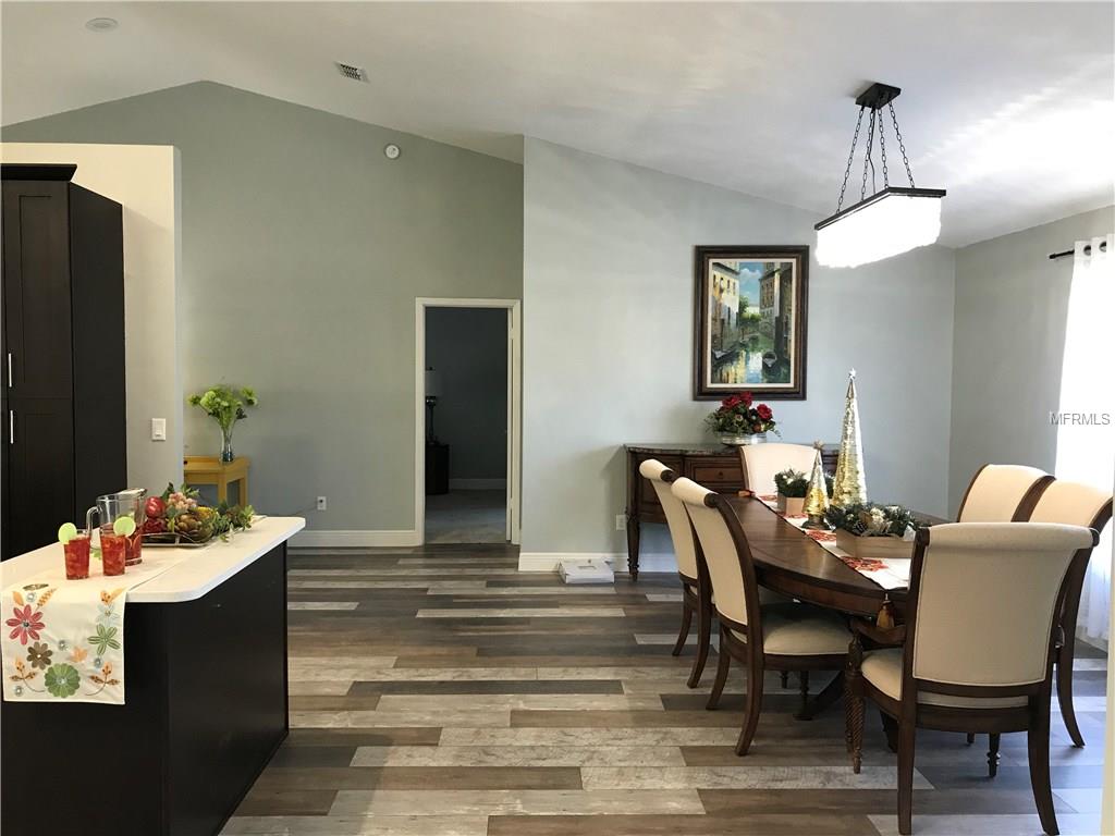 2941 BURNING TREE COURT, OVIEDO, Florida 32765, 4 Bedrooms Bedrooms, 11 Rooms Rooms,3 BathroomsBathrooms,Residential,For sale,BURNING TREE,O5561359