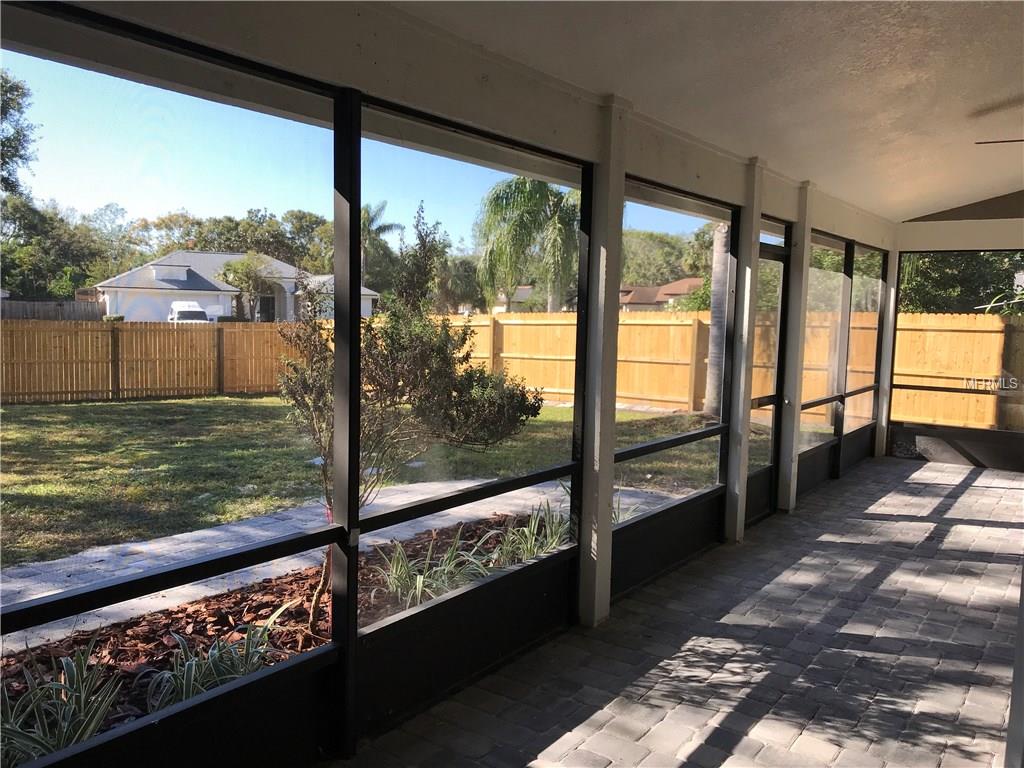 2941 BURNING TREE COURT, OVIEDO, Florida 32765, 4 Bedrooms Bedrooms, 11 Rooms Rooms,3 BathroomsBathrooms,Residential,For sale,BURNING TREE,O5561359