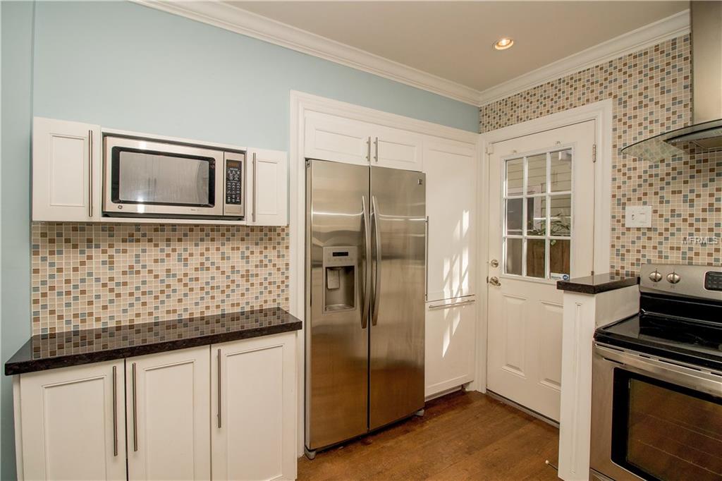 3211 6TH AVENUE N, ST PETERSBURG, Florida 33713, 2 Bedrooms Bedrooms, 3 Rooms Rooms,2 BathroomsBathrooms,Residential,For sale,6TH,U7847589