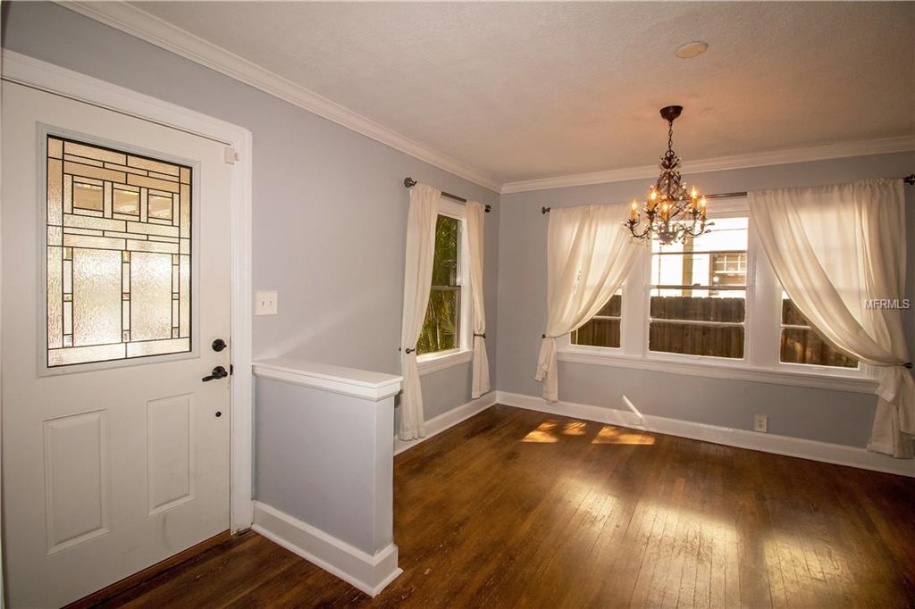 3211 6TH AVENUE N, ST PETERSBURG, Florida 33713, 2 Bedrooms Bedrooms, 3 Rooms Rooms,2 BathroomsBathrooms,Residential,For sale,6TH,U7847589