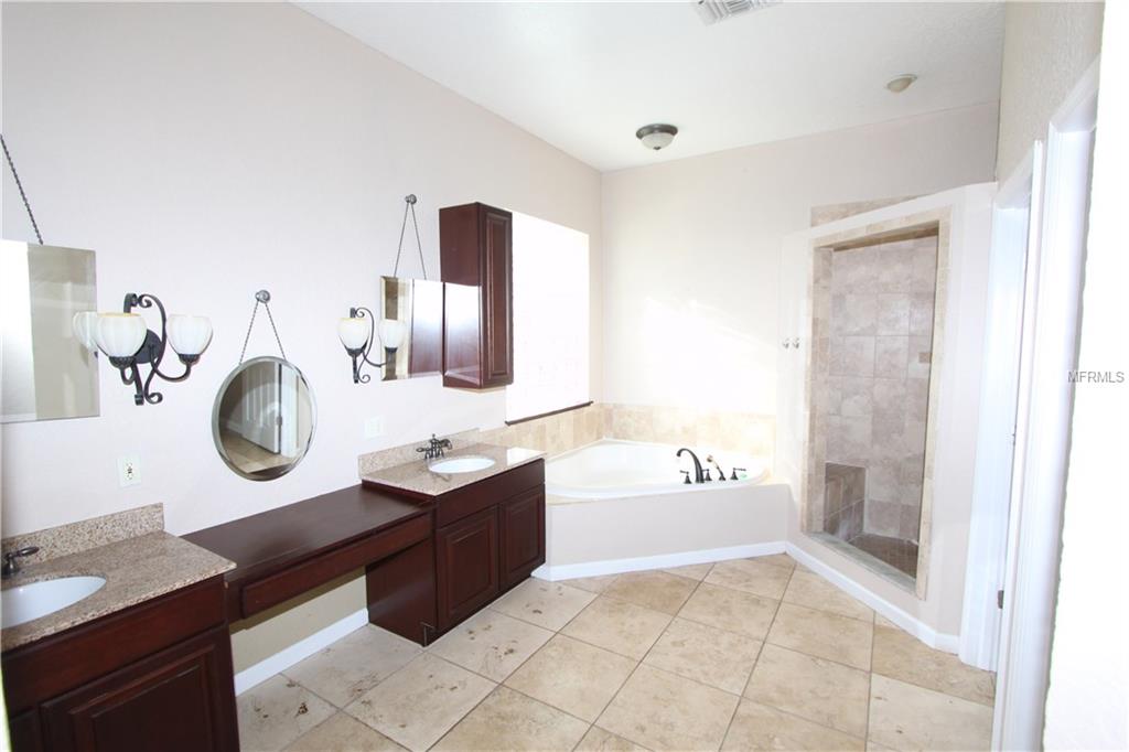 2739 BABBITT AVENUE, ORLANDO, Florida 32833, 4 Bedrooms Bedrooms, 8 Rooms Rooms,3 BathroomsBathrooms,Residential,For sale,BABBITT,O5544436