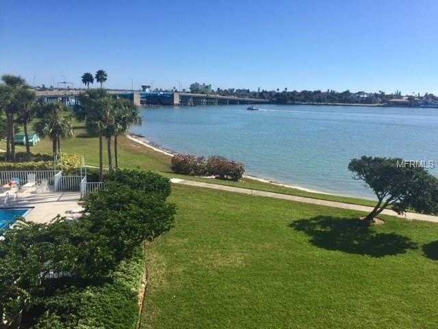 7882 SAILBOAT KEY BOULEVARD S, SOUTH PASADENA, Florida 33707, 2 Bedrooms Bedrooms, 5 Rooms Rooms,2 BathroomsBathrooms,Residential,For sale,SAILBOAT KEY,U7843800