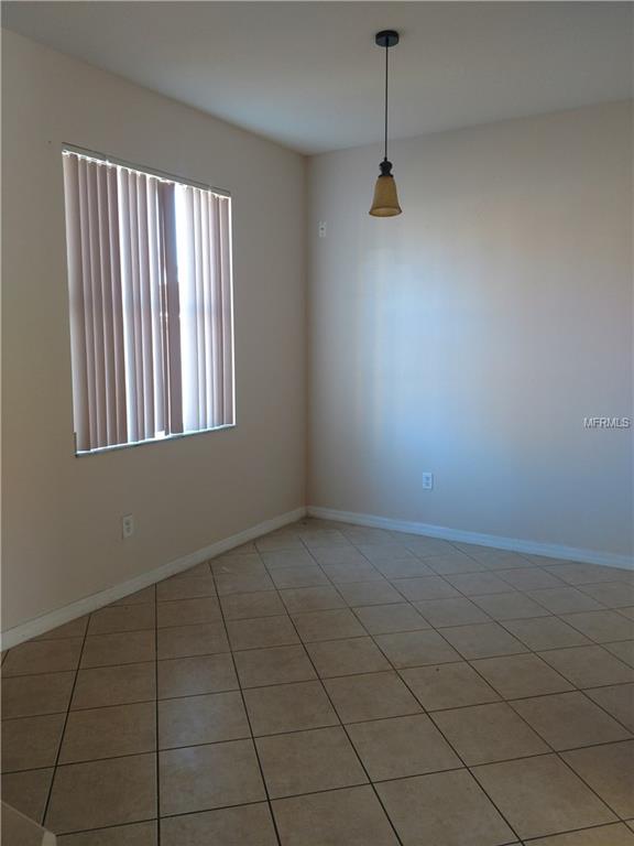 7523 DRAGON FLY LOOP, GIBSONTON, Florida 33534, 4 Bedrooms Bedrooms, 5 Rooms Rooms,2 BathroomsBathrooms,Residential,For sale,DRAGON FLY,T2925954