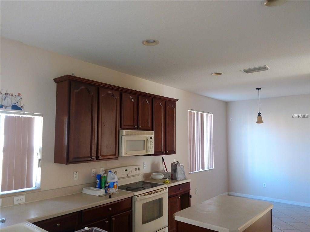 7523 DRAGON FLY LOOP, GIBSONTON, Florida 33534, 4 Bedrooms Bedrooms, 5 Rooms Rooms,2 BathroomsBathrooms,Residential,For sale,DRAGON FLY,T2925954