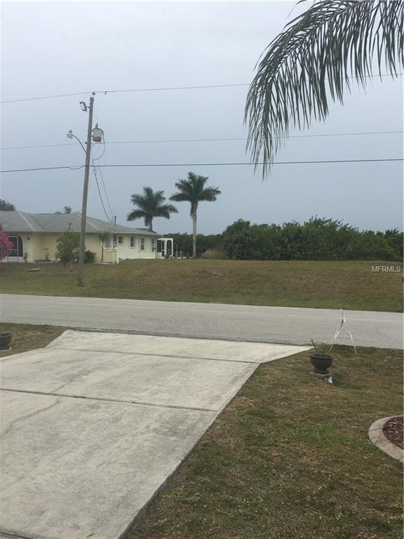 18811 AYRSHIRE CIRCLE, PORT CHARLOTTE, Florida 33948, 2 Bedrooms Bedrooms, 6 Rooms Rooms,2 BathroomsBathrooms,Residential,For sale,AYRSHIRE,C7248873