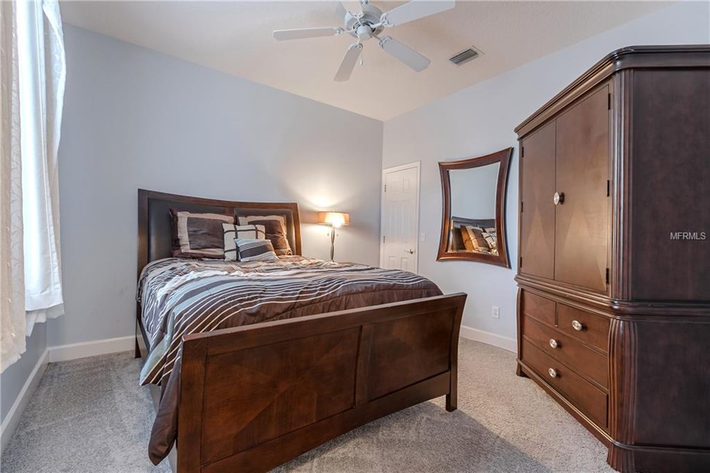 3427 KING GEORGE DRIVE, ORLANDO, Florida 32835, 4 Bedrooms Bedrooms, 8 Rooms Rooms,3 BathroomsBathrooms,Residential,For sale,KING GEORGE,O5561360