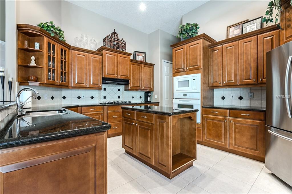 3427 KING GEORGE DRIVE, ORLANDO, Florida 32835, 4 Bedrooms Bedrooms, 8 Rooms Rooms,3 BathroomsBathrooms,Residential,For sale,KING GEORGE,O5561360