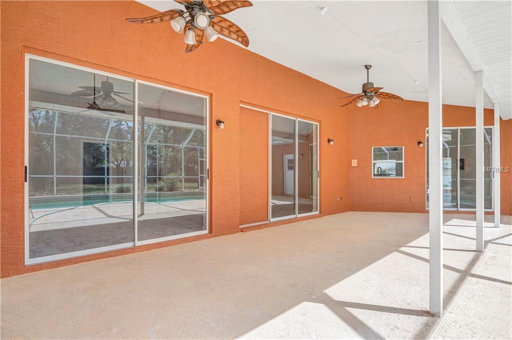 11298 COUNTRYWOOD COURT, SPRING HILL, Florida 34609, 4 Bedrooms Bedrooms, 3 Rooms Rooms,2 BathroomsBathrooms,Residential,For sale,COUNTRYWOOD,W7637805