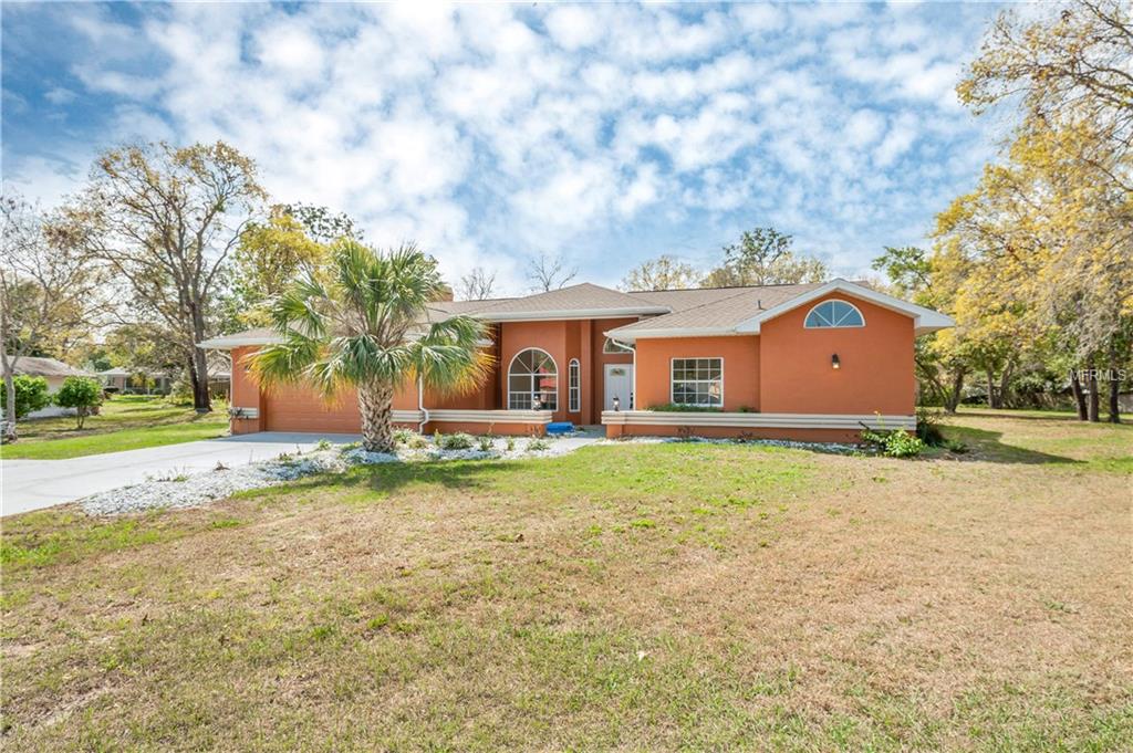 11298 COUNTRYWOOD COURT, SPRING HILL, Florida 34609, 4 Bedrooms Bedrooms, 3 Rooms Rooms,2 BathroomsBathrooms,Residential,For sale,COUNTRYWOOD,W7637805
