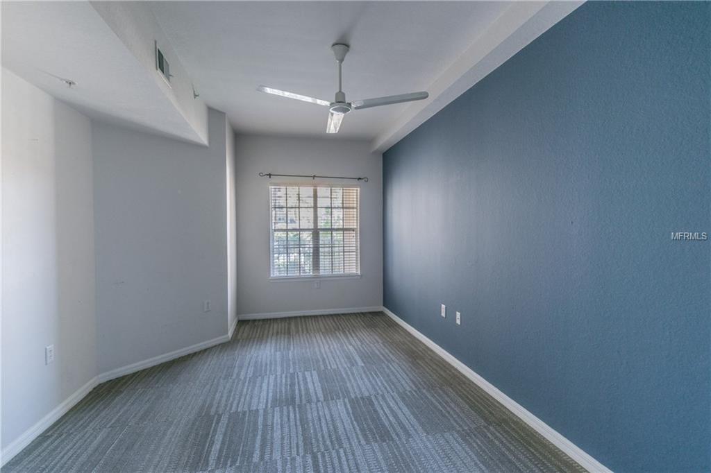 200 4TH AVE S, ST PETERSBURG, Florida 33701, 1 Bedroom Bedrooms, 3 Rooms Rooms,1 BathroomBathrooms,Residential,For sale,4TH AVE S,U7847506