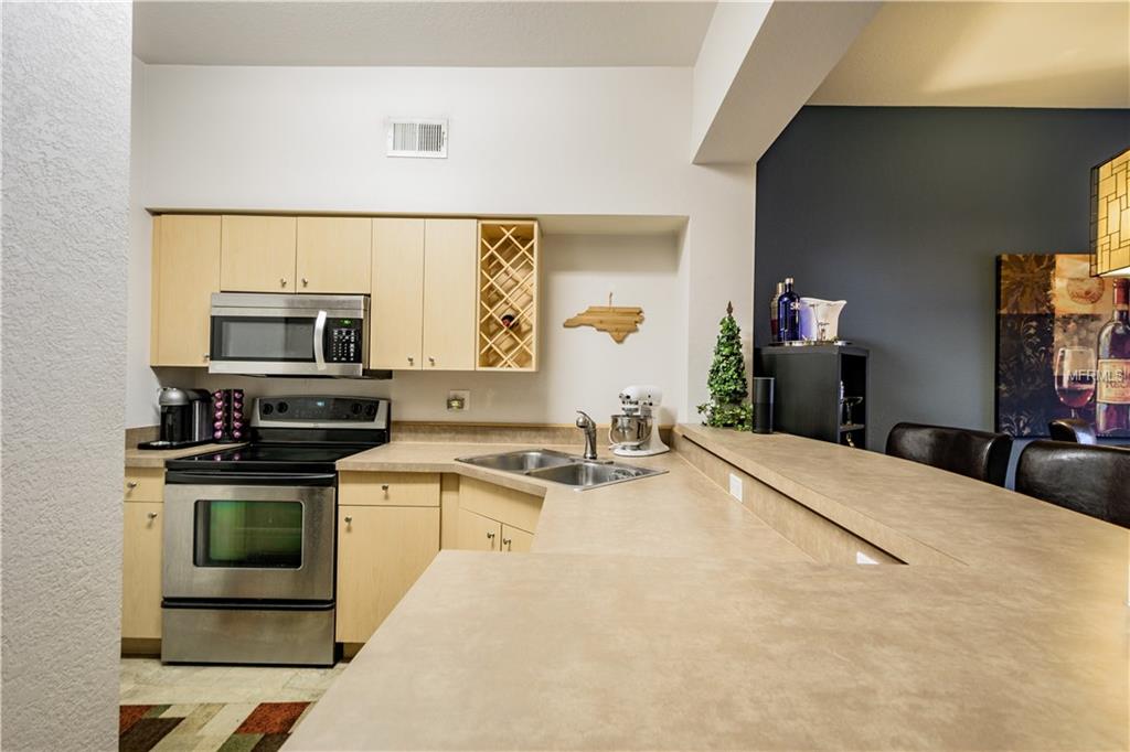 200 4TH AVE S, ST PETERSBURG, Florida 33701, 1 Bedroom Bedrooms, 3 Rooms Rooms,1 BathroomBathrooms,Residential,For sale,4TH AVE S,U7847506