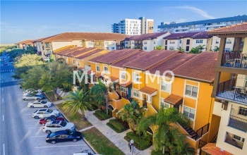 200 4TH AVE S, ST PETERSBURG, Florida 33701, 1 Bedroom Bedrooms, 3 Rooms Rooms,1 BathroomBathrooms,Residential,For sale,4TH AVE S,U7847506