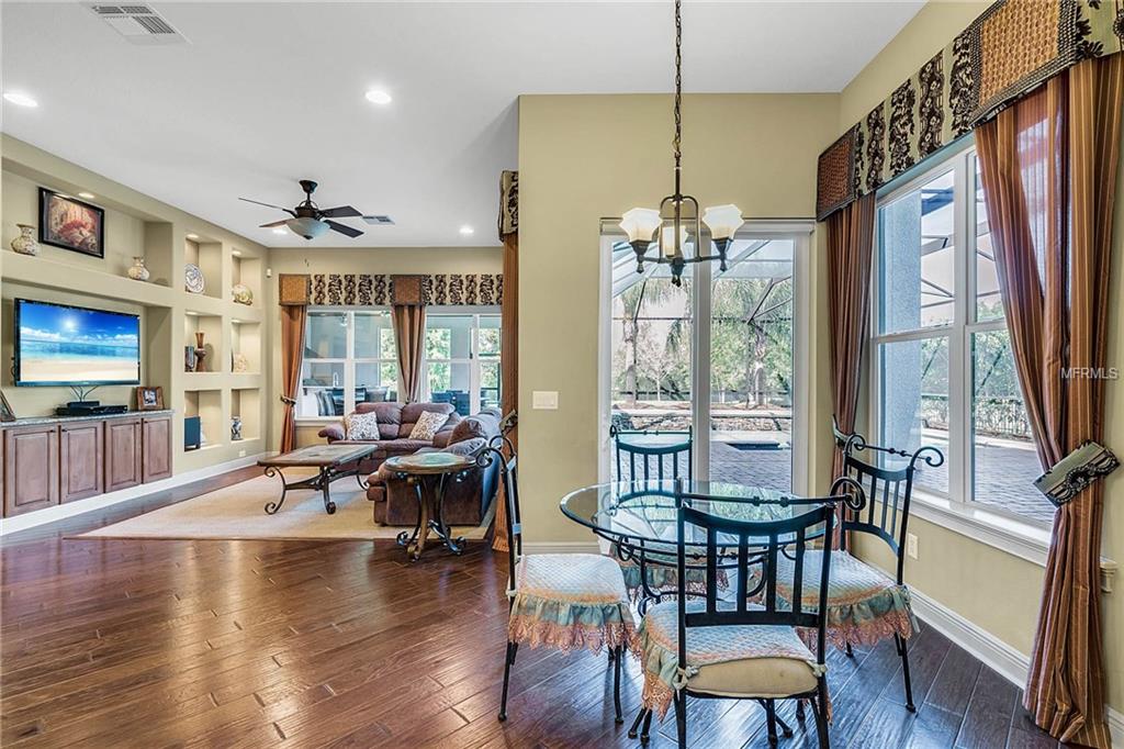 1720 LAKE ROBERTS LANDING DRIVE, WINTER GARDEN, Florida 34787, 5 Bedrooms Bedrooms, 13 Rooms Rooms,4 BathroomsBathrooms,Residential,For sale,LAKE ROBERTS LANDING,O5561919