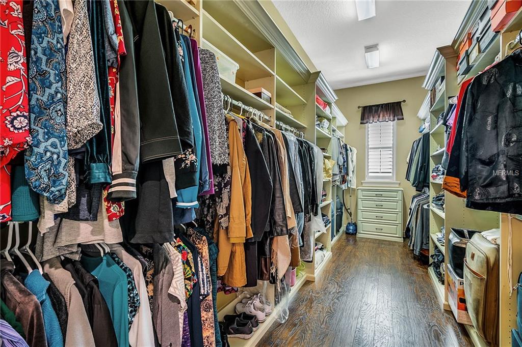 1720 LAKE ROBERTS LANDING DRIVE, WINTER GARDEN, Florida 34787, 5 Bedrooms Bedrooms, 13 Rooms Rooms,4 BathroomsBathrooms,Residential,For sale,LAKE ROBERTS LANDING,O5561919