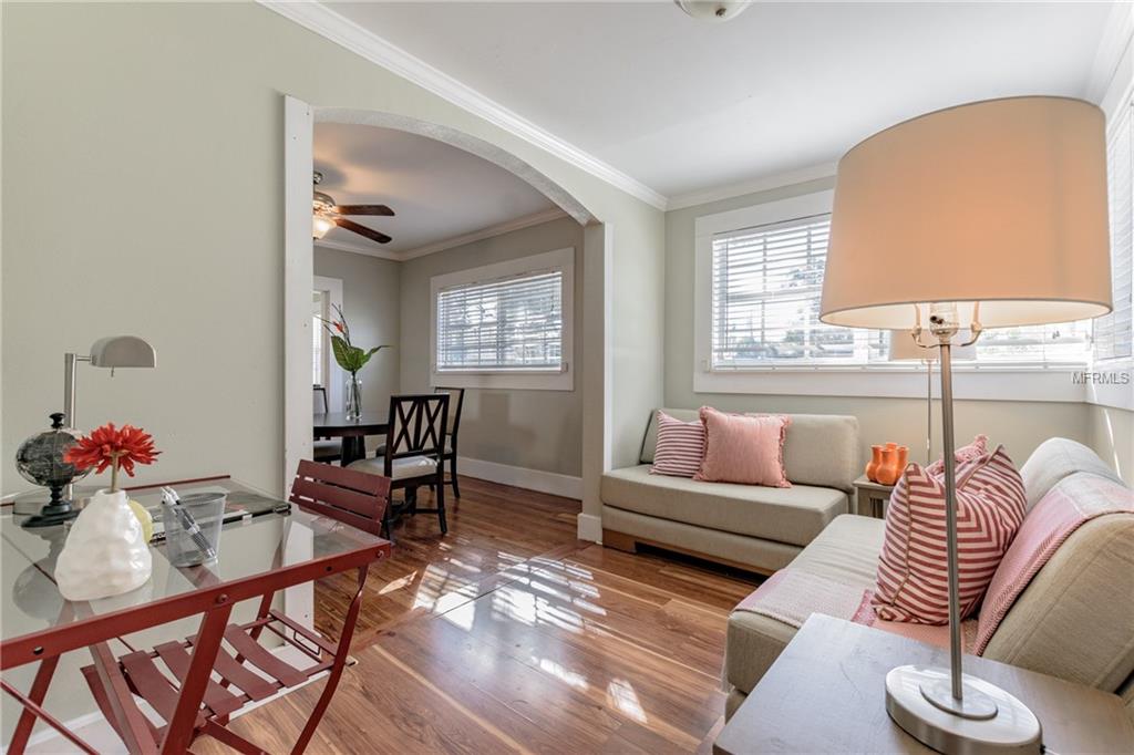 700 7TH STREET N, ST PETERSBURG, Florida 33701, 3 Bedrooms Bedrooms, 6 Rooms Rooms,3 BathroomsBathrooms,Residential,For sale,7TH,U7837026