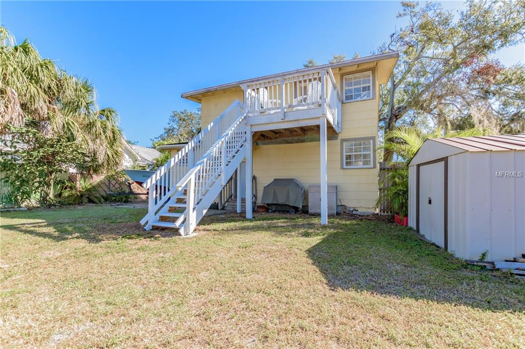 700 7TH STREET N, ST PETERSBURG, Florida 33701, 3 Bedrooms Bedrooms, 6 Rooms Rooms,3 BathroomsBathrooms,Residential,For sale,7TH,U7837026