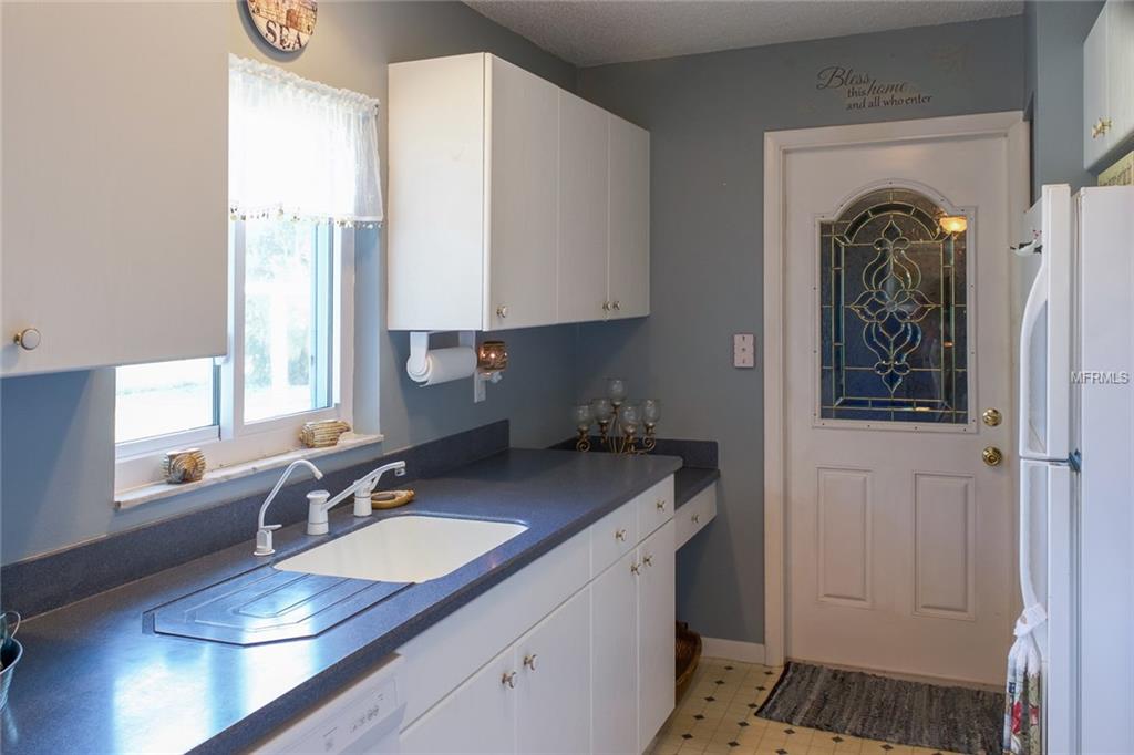 PORT CHARLOTTE, Florida 33981, 2 Bedrooms Bedrooms, 6 Rooms Rooms,2 BathroomsBathrooms,Residential,For sale,C7247982