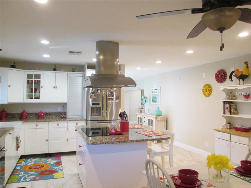 200 KETCH ROAD, SAINT CLOUD, Florida 34771, 3 Bedrooms Bedrooms, 6 Rooms Rooms,2 BathroomsBathrooms,Residential,For sale,KETCH,L4725483