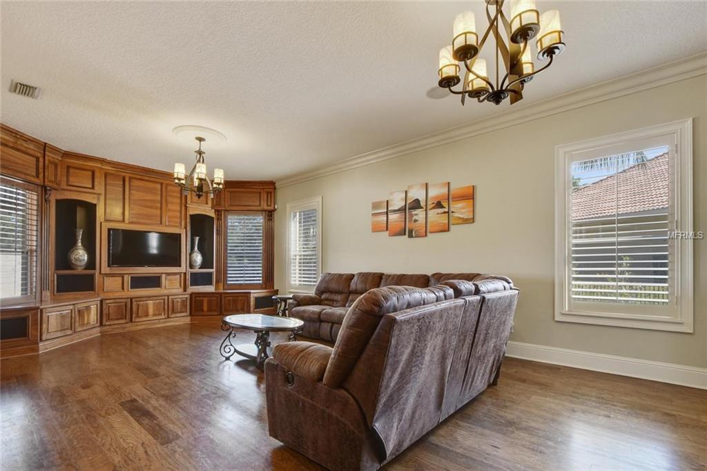 1951 ELKHORN COURT, LONGWOOD, Florida 32750, 5 Bedrooms Bedrooms, 10 Rooms Rooms,4 BathroomsBathrooms,Residential,For sale,ELKHORN,O5561562