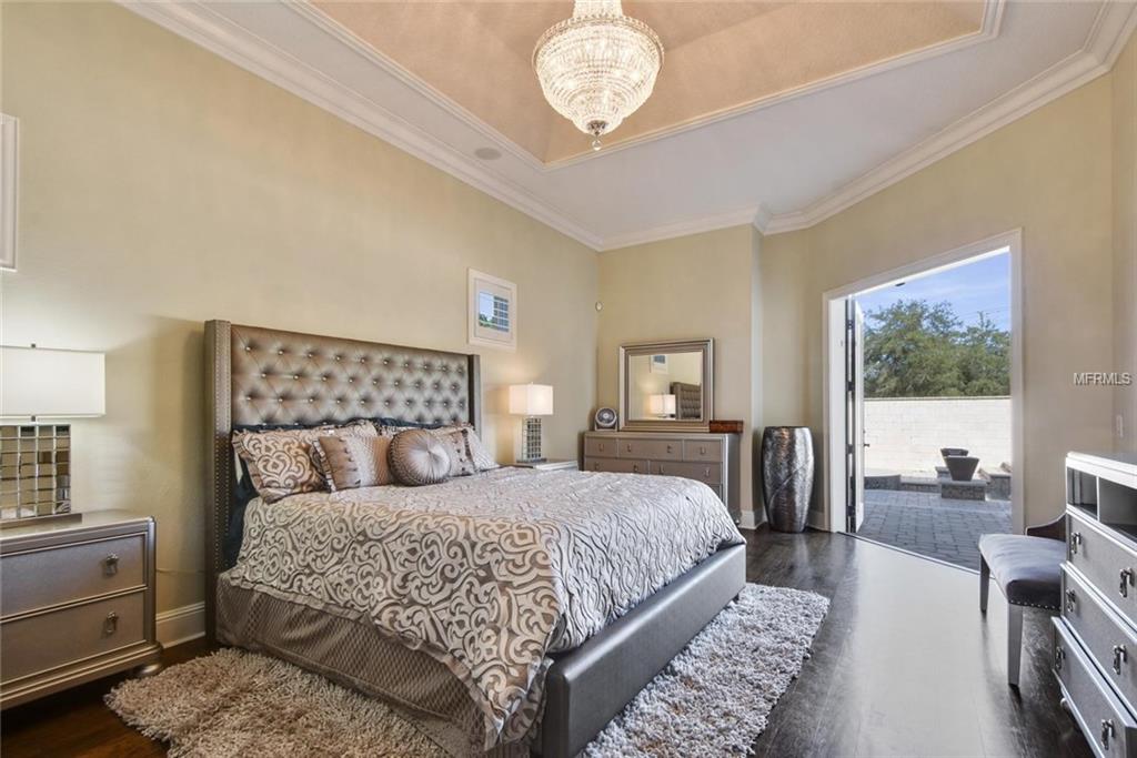 1951 ELKHORN COURT, LONGWOOD, Florida 32750, 5 Bedrooms Bedrooms, 10 Rooms Rooms,4 BathroomsBathrooms,Residential,For sale,ELKHORN,O5561562