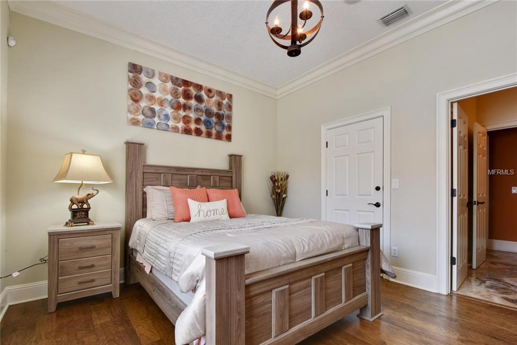 1951 ELKHORN COURT, LONGWOOD, Florida 32750, 5 Bedrooms Bedrooms, 10 Rooms Rooms,4 BathroomsBathrooms,Residential,For sale,ELKHORN,O5561562