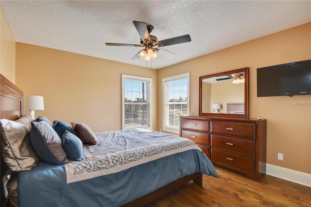 1951 ELKHORN COURT, LONGWOOD, Florida 32750, 5 Bedrooms Bedrooms, 10 Rooms Rooms,4 BathroomsBathrooms,Residential,For sale,ELKHORN,O5561562