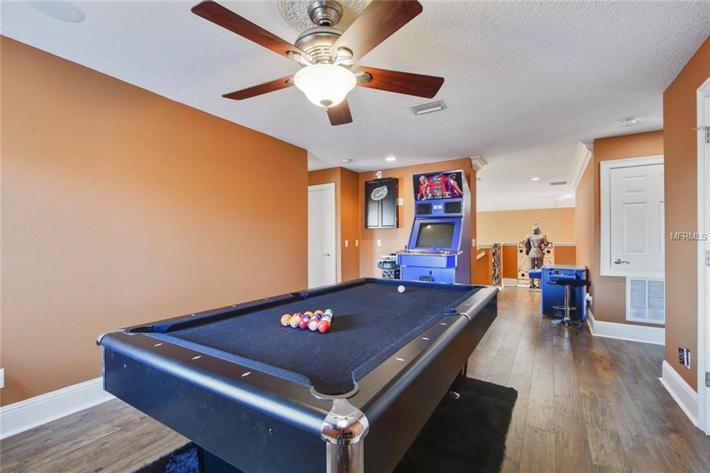 1951 ELKHORN COURT, LONGWOOD, Florida 32750, 5 Bedrooms Bedrooms, 10 Rooms Rooms,4 BathroomsBathrooms,Residential,For sale,ELKHORN,O5561562