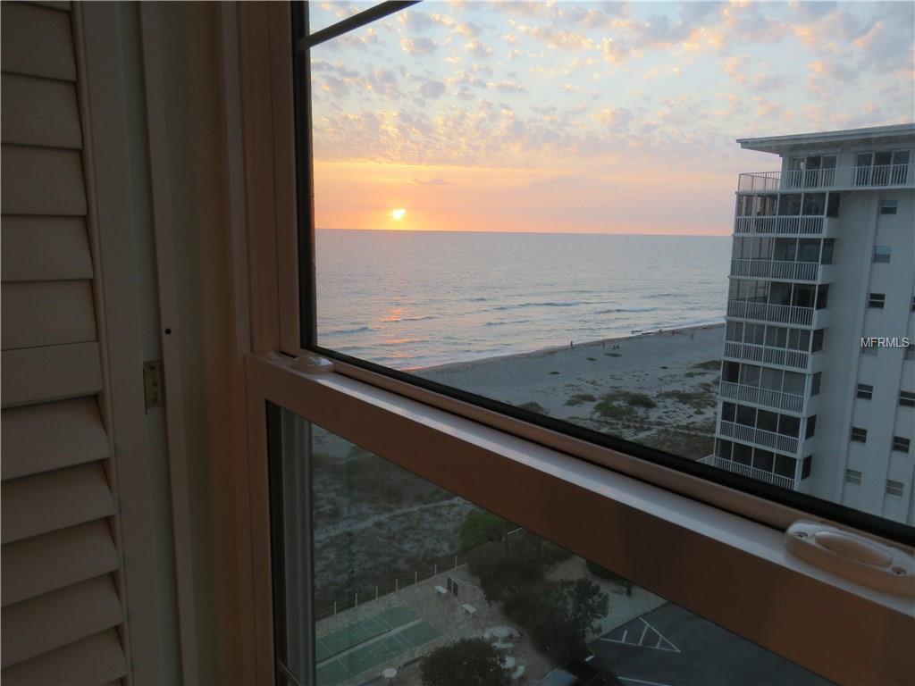 629 ALHAMBRA ROAD, VENICE, Florida 34285, 2 Bedrooms Bedrooms, 6 Rooms Rooms,2 BathroomsBathrooms,Residential,For sale,ALHAMBRA,A4185314