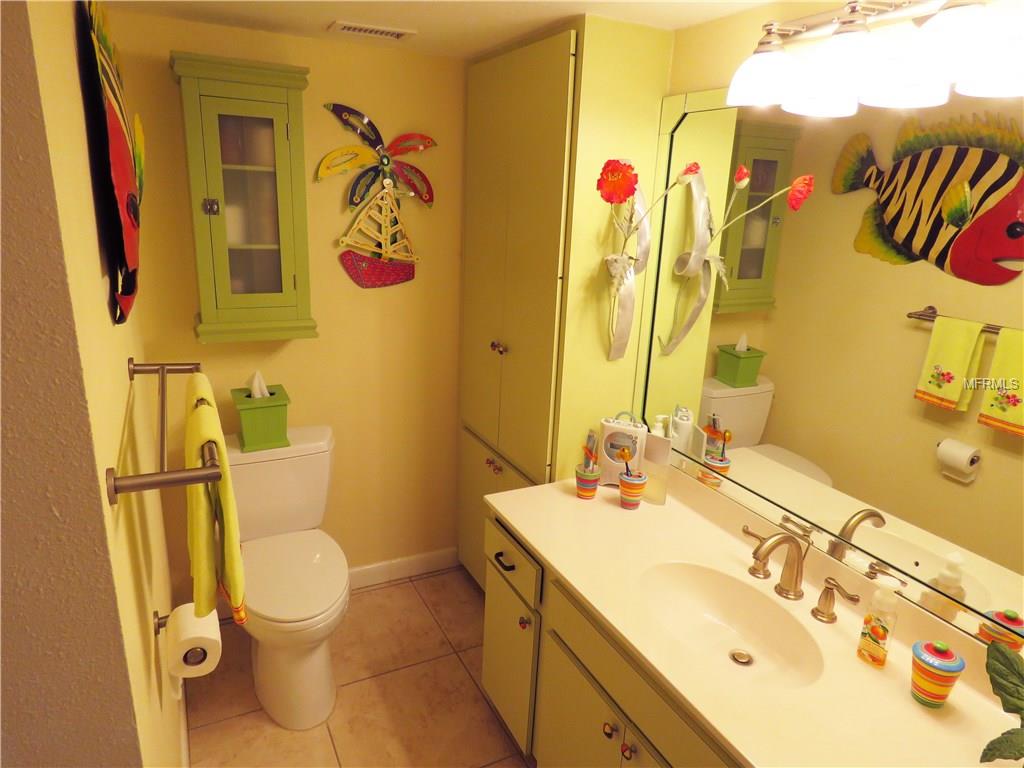 629 ALHAMBRA ROAD, VENICE, Florida 34285, 2 Bedrooms Bedrooms, 6 Rooms Rooms,2 BathroomsBathrooms,Residential,For sale,ALHAMBRA,A4185314