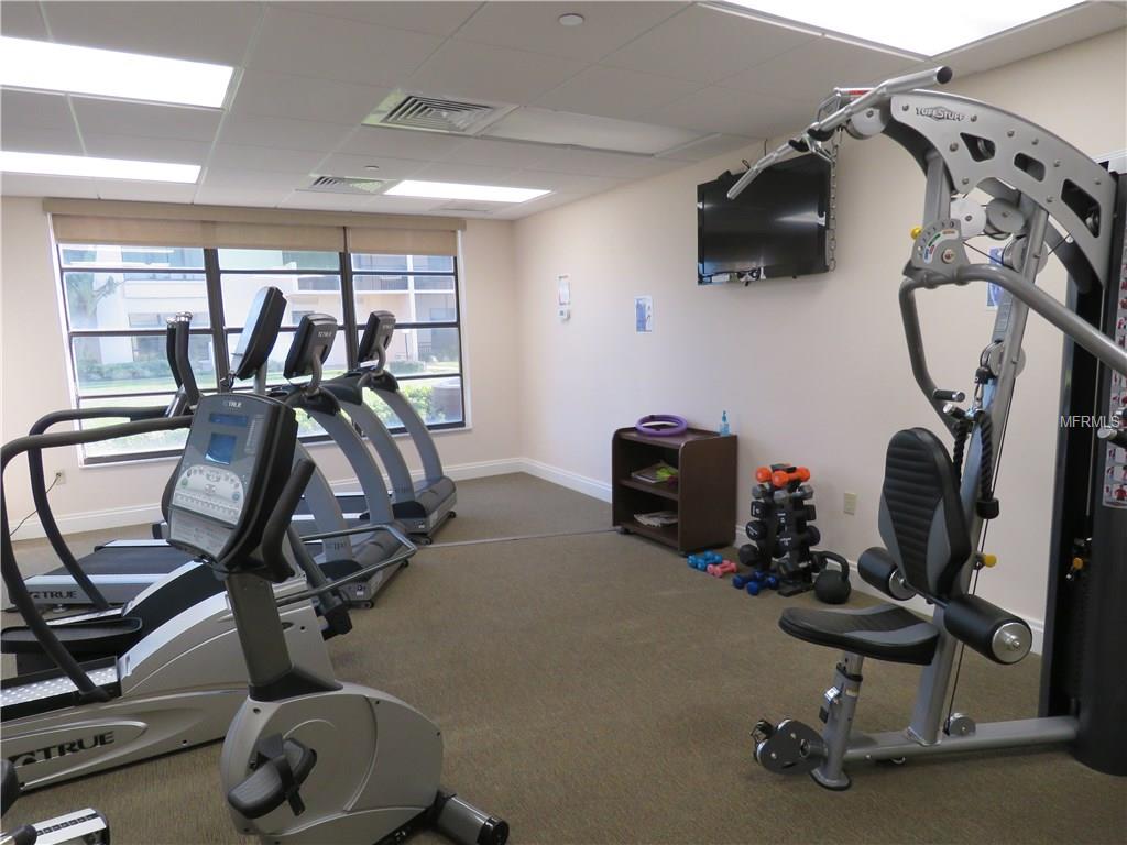 629 ALHAMBRA ROAD, VENICE, Florida 34285, 2 Bedrooms Bedrooms, 6 Rooms Rooms,2 BathroomsBathrooms,Residential,For sale,ALHAMBRA,A4185314