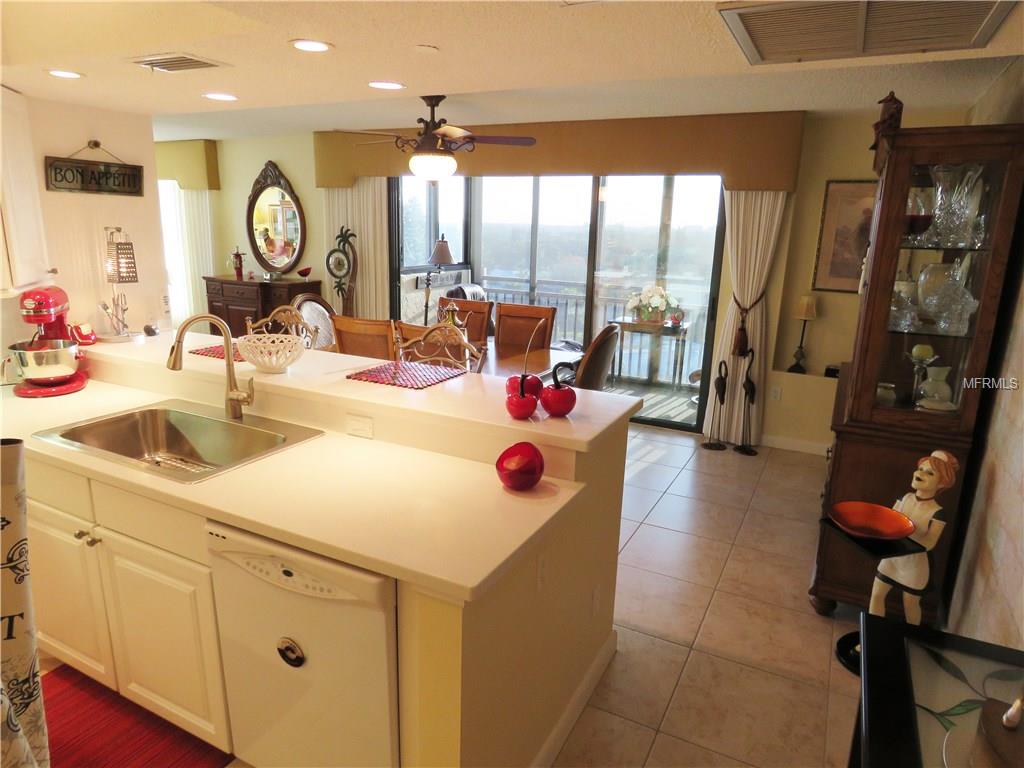 629 ALHAMBRA ROAD, VENICE, Florida 34285, 2 Bedrooms Bedrooms, 6 Rooms Rooms,2 BathroomsBathrooms,Residential,For sale,ALHAMBRA,A4185314