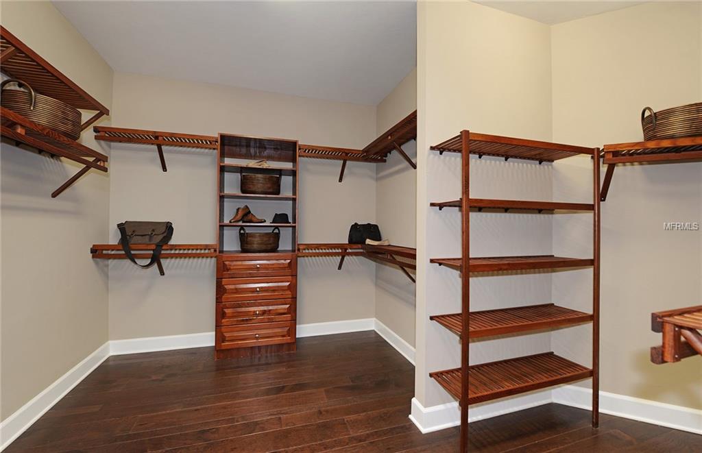 7309 CHESTER TRAIL, LAKEWOOD RANCH, Florida 34202, 3 Bedrooms Bedrooms, 3 Rooms Rooms,3 BathroomsBathrooms,Residential,For sale,CHESTER,T2914080