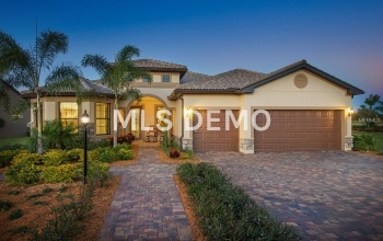 7309 CHESTER TRAIL, LAKEWOOD RANCH, Florida 34202, 3 Bedrooms Bedrooms, 3 Rooms Rooms,3 BathroomsBathrooms,Residential,For sale,CHESTER,T2914080